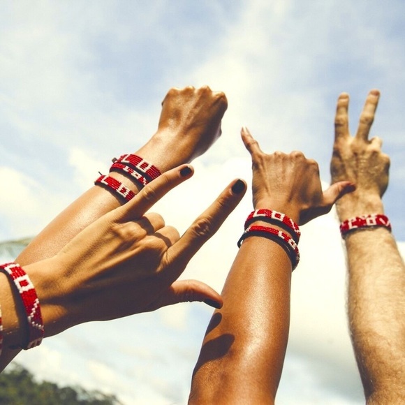 NWT Love Bracelet Beaded by Love Is Project - Picture 6 of 7